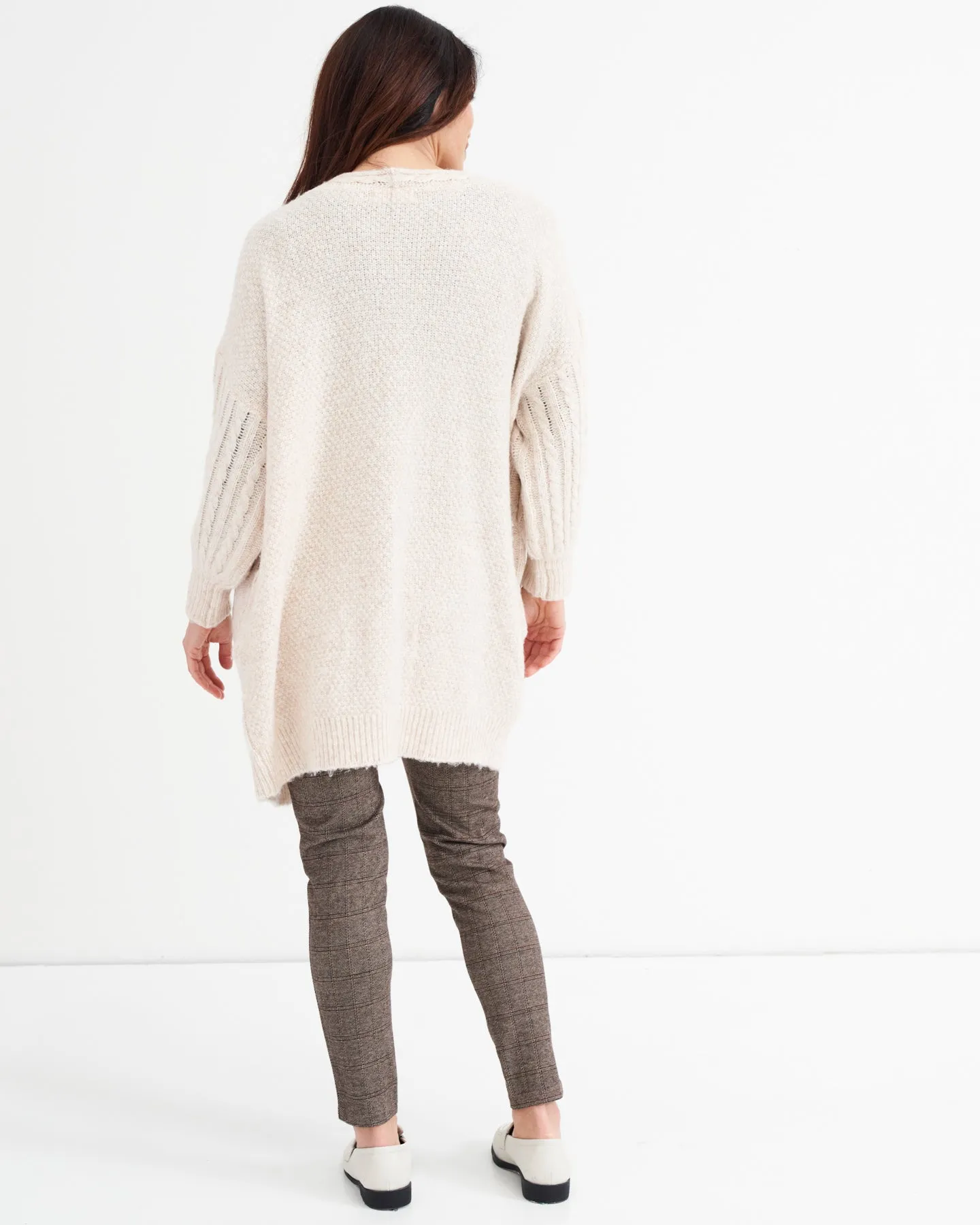 Betty Basics Venus Cardigan Beige