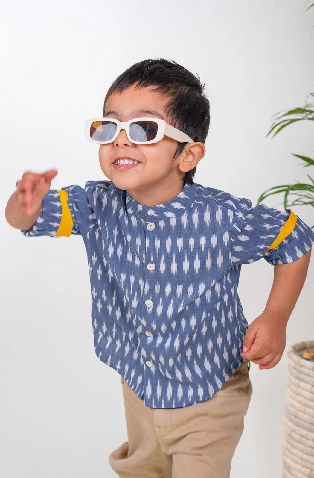 Boy Self Stripes Shirt - Cream