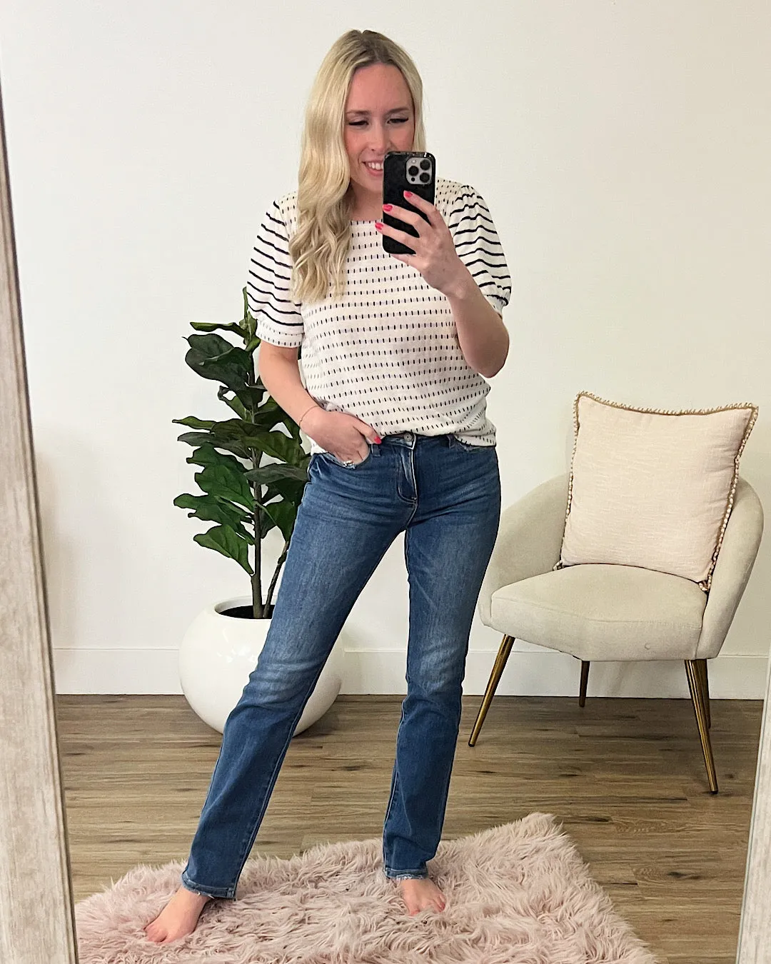 NEW! Vervet All I Need Non Distressed Straight Jeans