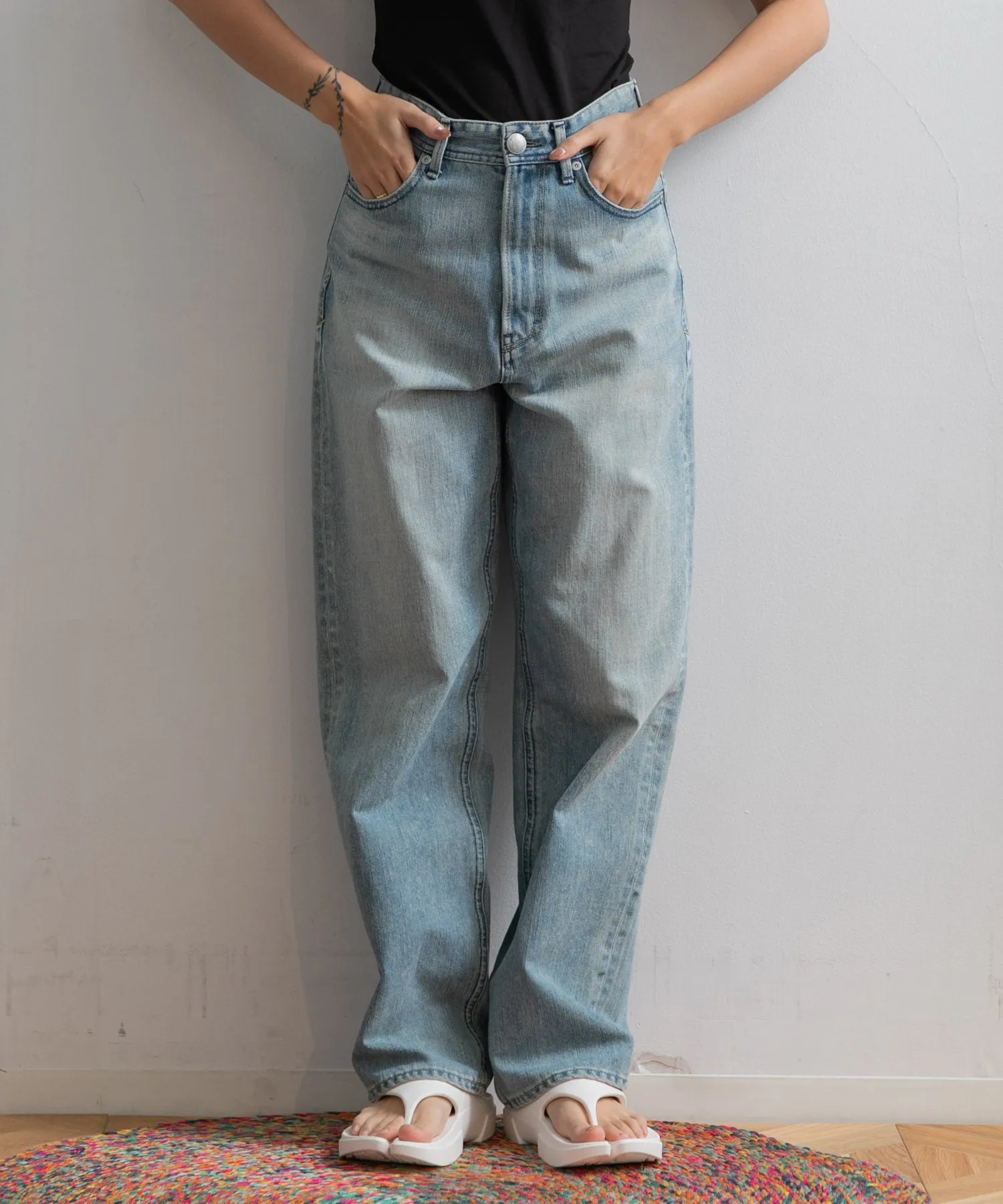 【WOMEN】YANUK ボーイズストレート LEA  TVS Trick Denim